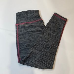 Gray and pink capris, sketchers Dri - Fit